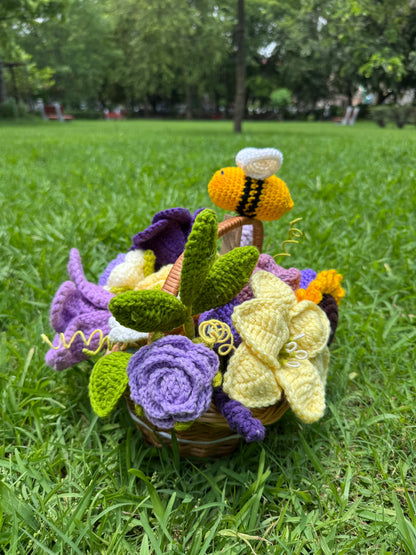 The Sunny Buzz Basket